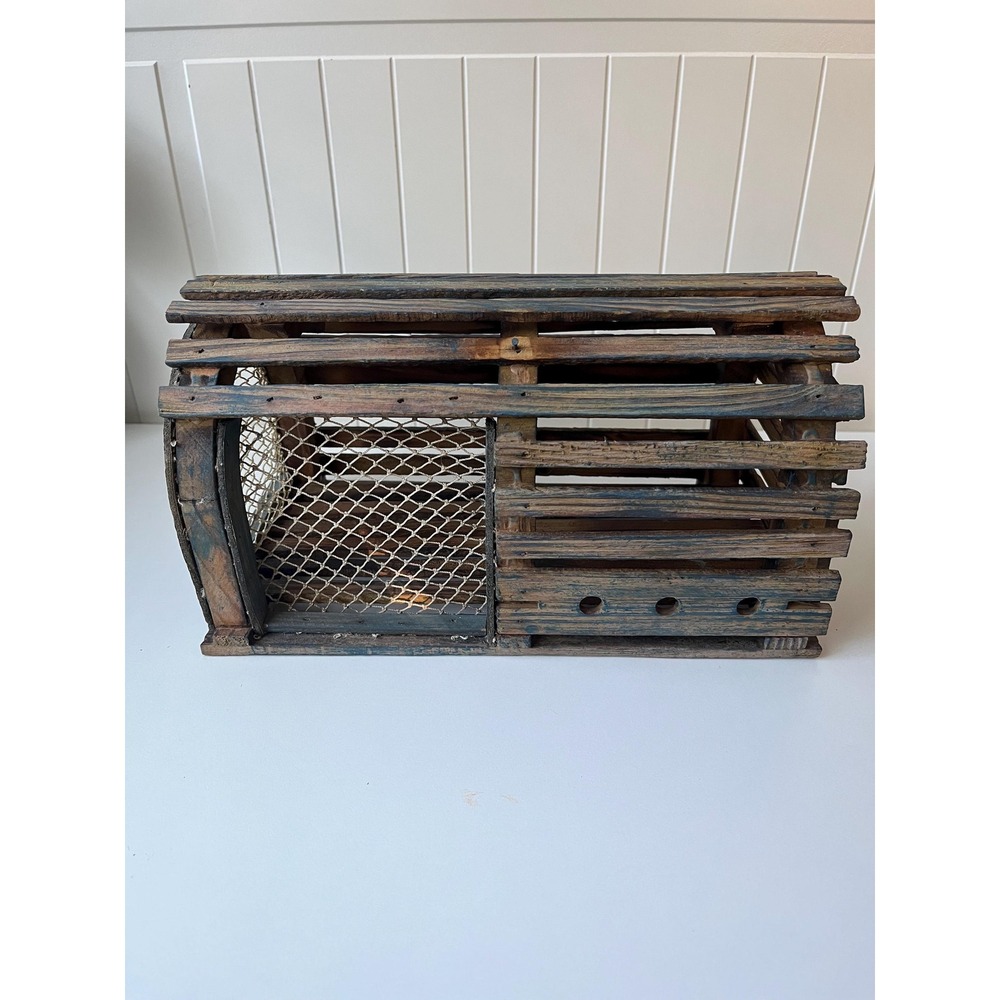 Vintage Maine Lobster Wooden Netted Atlantic Fishing Trap Nautical Décor 10"